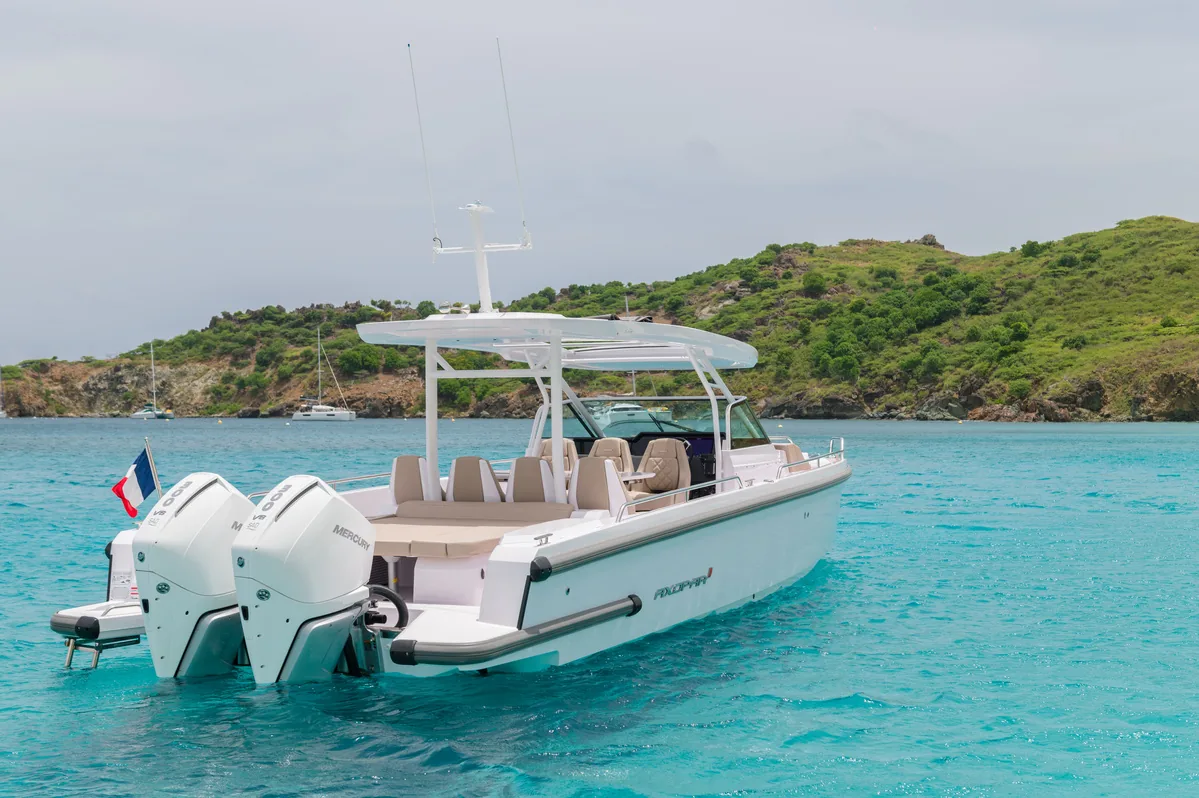 Axopar Sun Top 37 stern with twin Mercury outboards